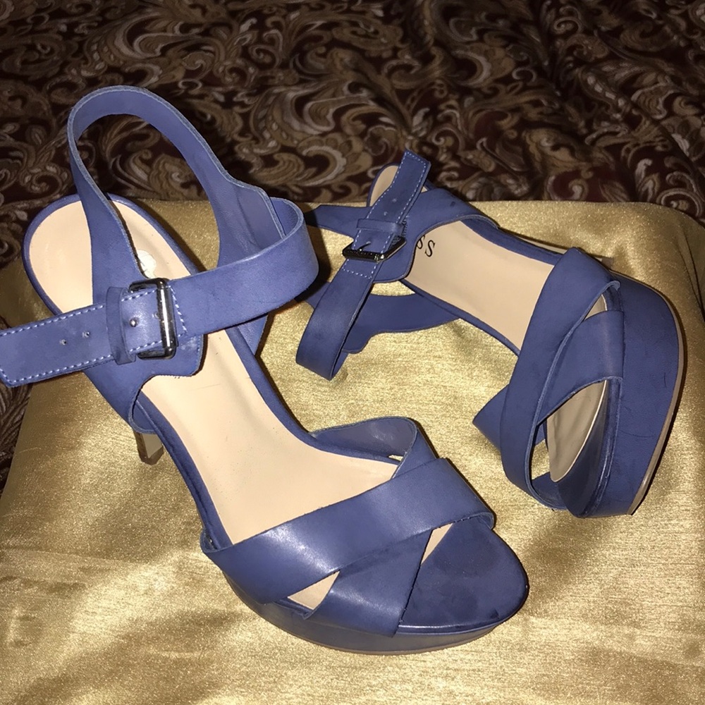 Women’s pumps